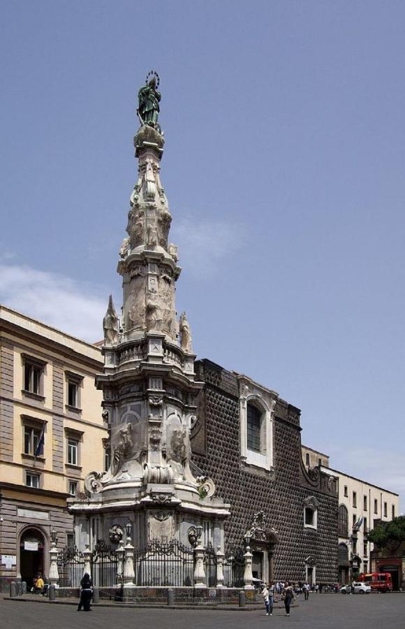 Frizzi & Lazzi House Daire Napoli Dış mekan fotoğraf
