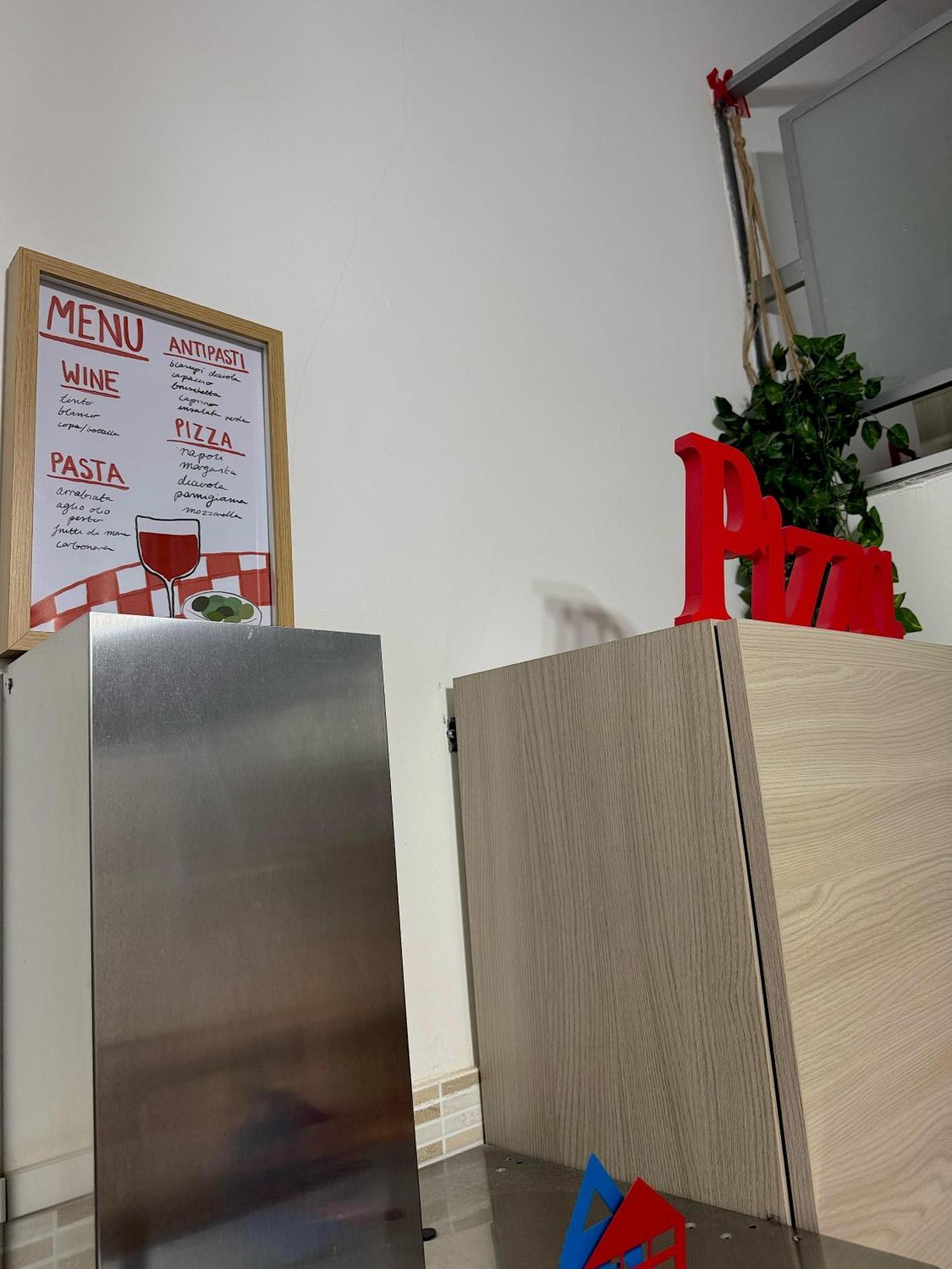Frizzi & Lazzi House Daire Napoli Dış mekan fotoğraf