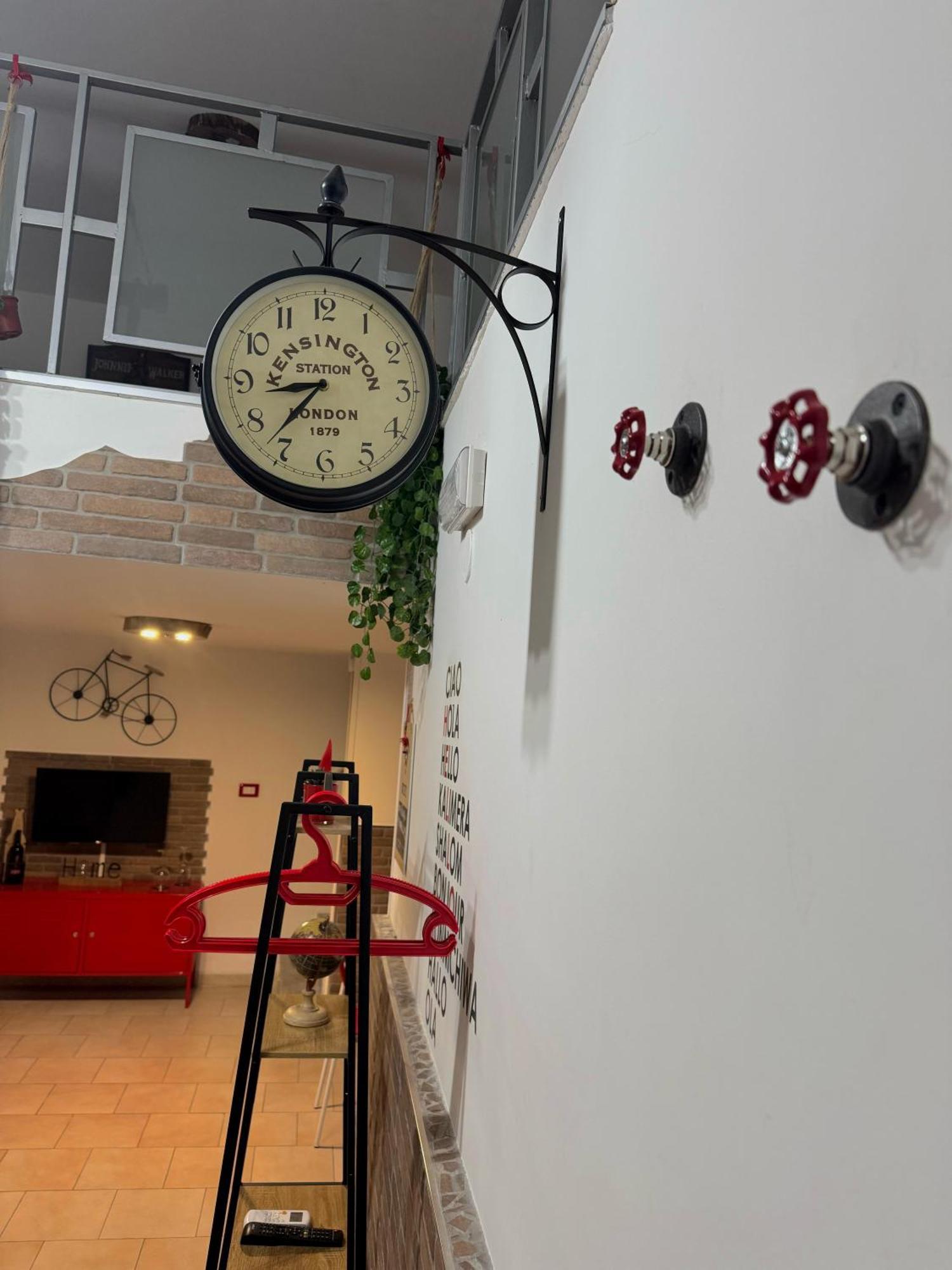 Frizzi & Lazzi House Daire Napoli Dış mekan fotoğraf